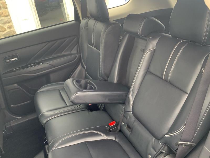 Mitsubishi Outlander PHEV 2018 price $16,498