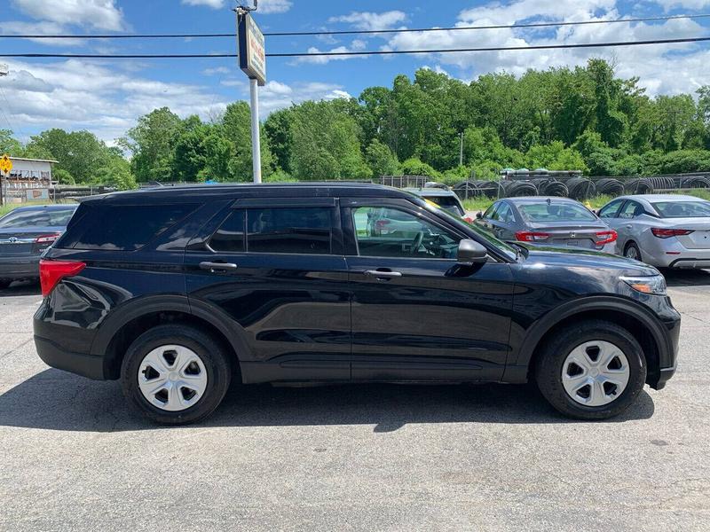 Ford Explorer 2021 price $17,998