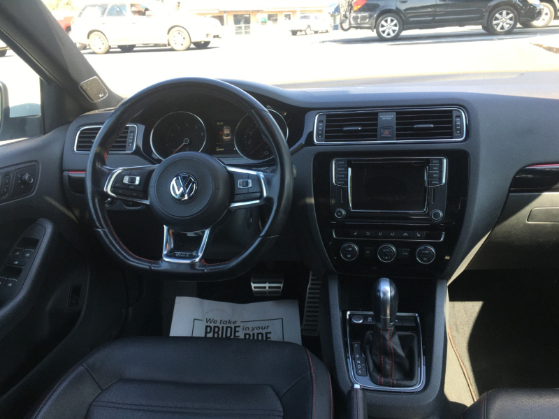 Volkswagen Jetta 2017 price $14,995
