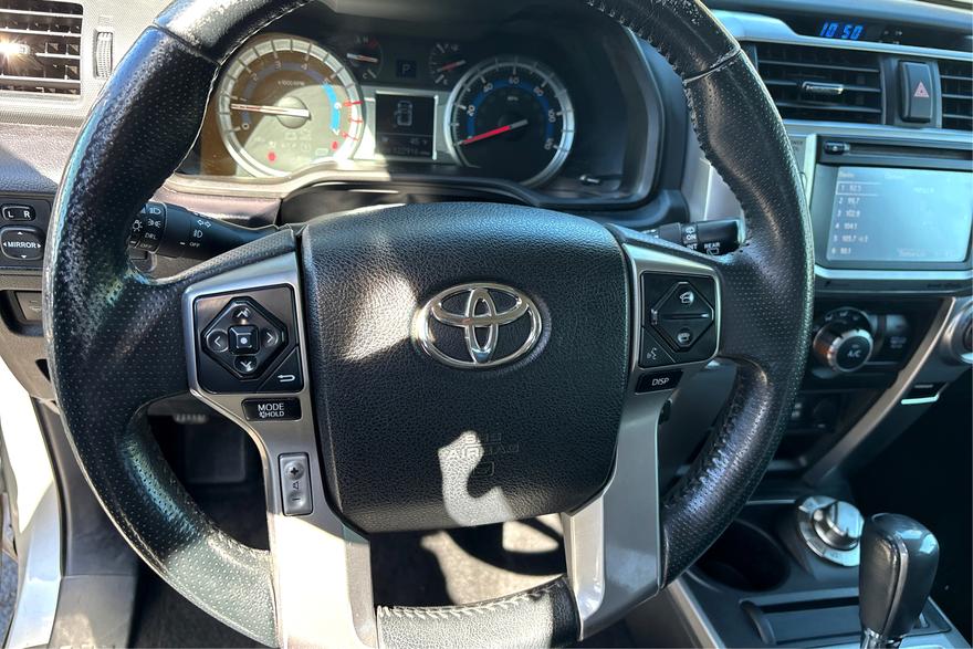 Toyota 4Runner 2016 price $25,995