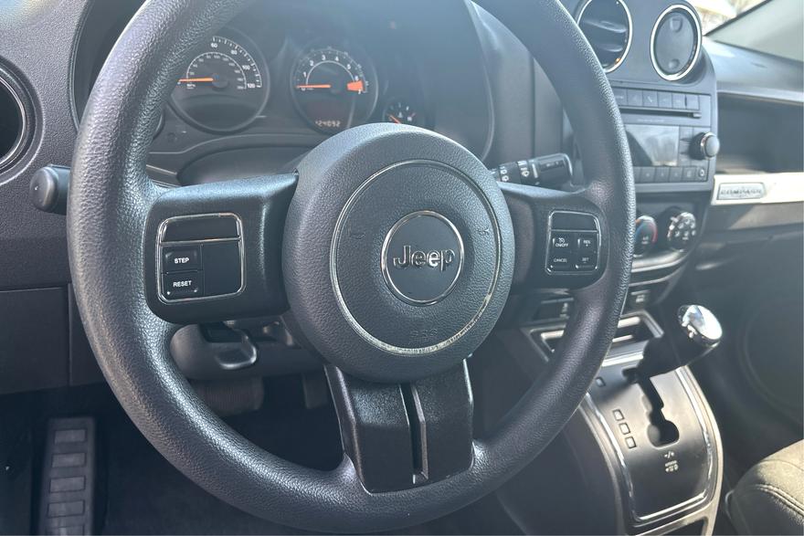 Jeep Compass 2017 price $11,995