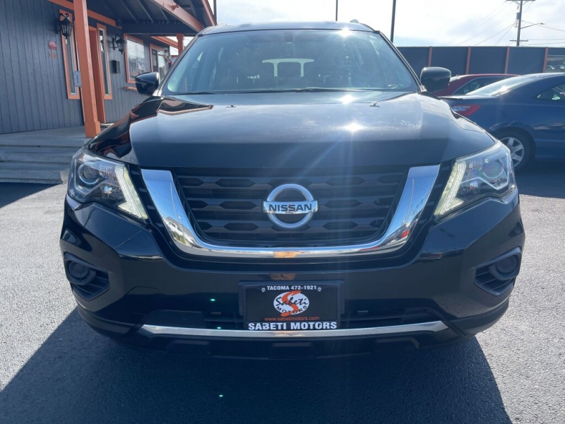 Nissan Pathfinder 2018 price $17,990