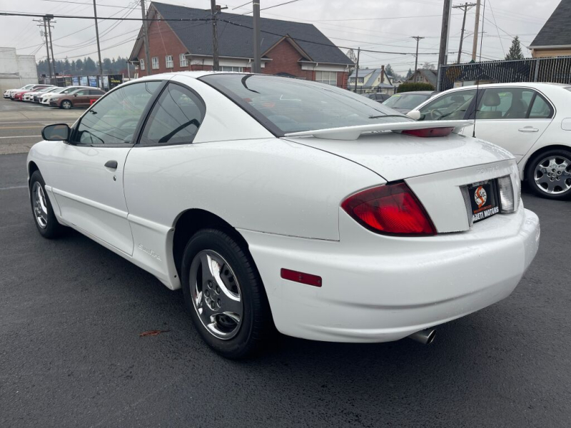 Pontiac Sunfire 2003 price $4,990