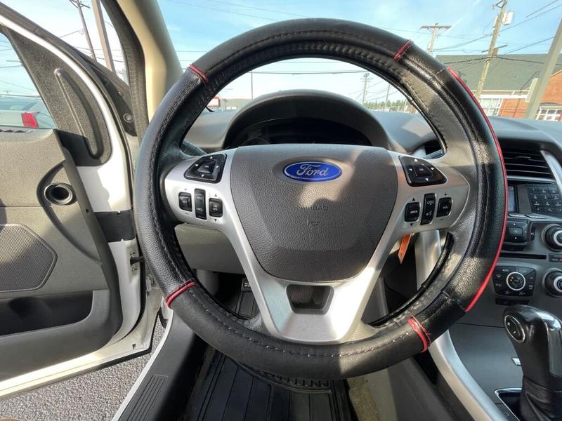 Ford Edge 2014 price $11,990