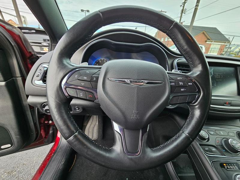 Chrysler 200 2016 price $14,990