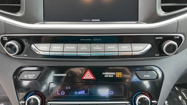 Hyundai Ioniq Plug-in Hybrid 2018 price $12,995