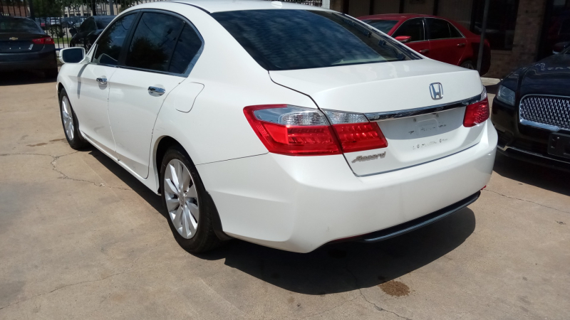 Honda Accord Sdn 2013 price $2,000 Down