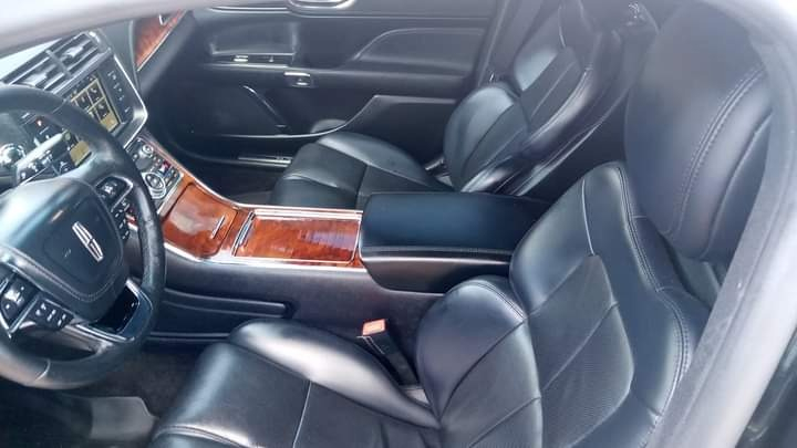 Lincoln Continental 2017 price $4,500 Down