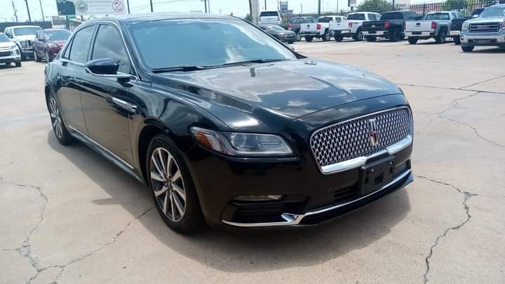 Lincoln Continental 2017 price $4,500 Down