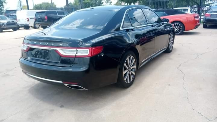 Lincoln Continental 2017 price $4,500 Down