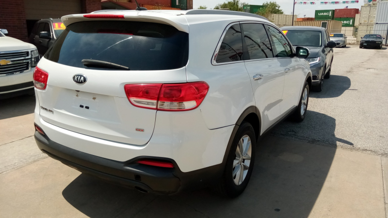 Kia Sorento 2016 price $2,500 Down