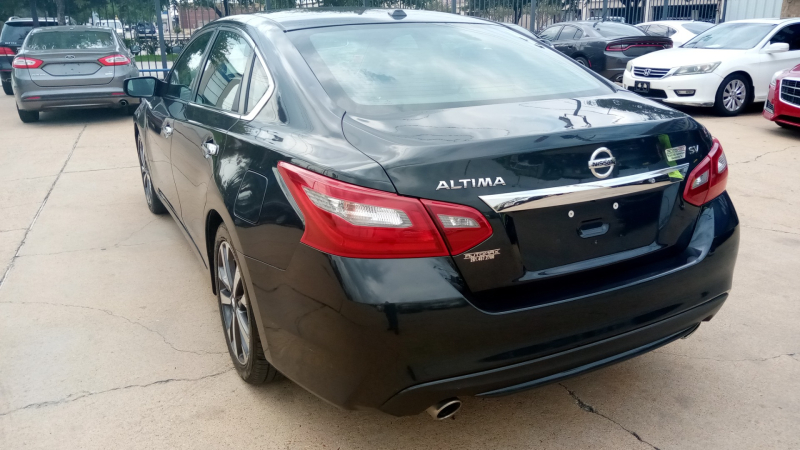 Nissan Altima 2018 price $4,000 Down
