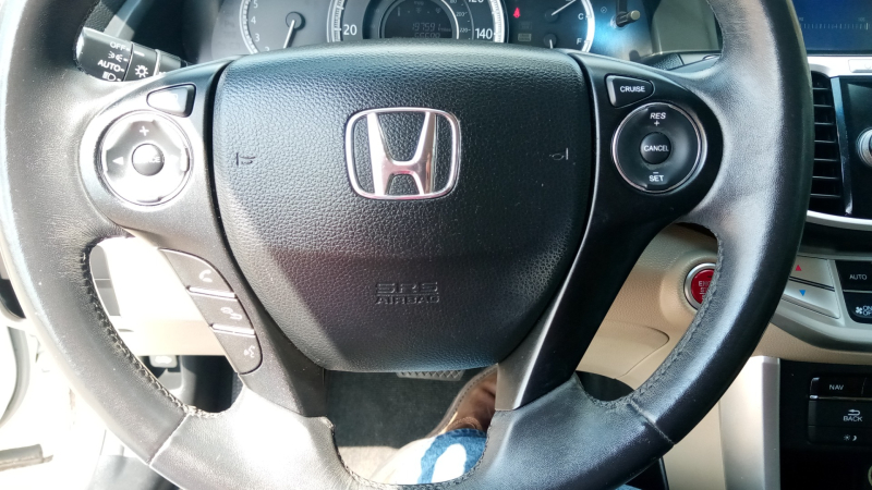Honda Accord Sdn 2013 price $2,200 Down
