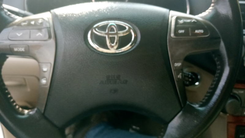 Toyota Highlander 2009 price $1,800 Down