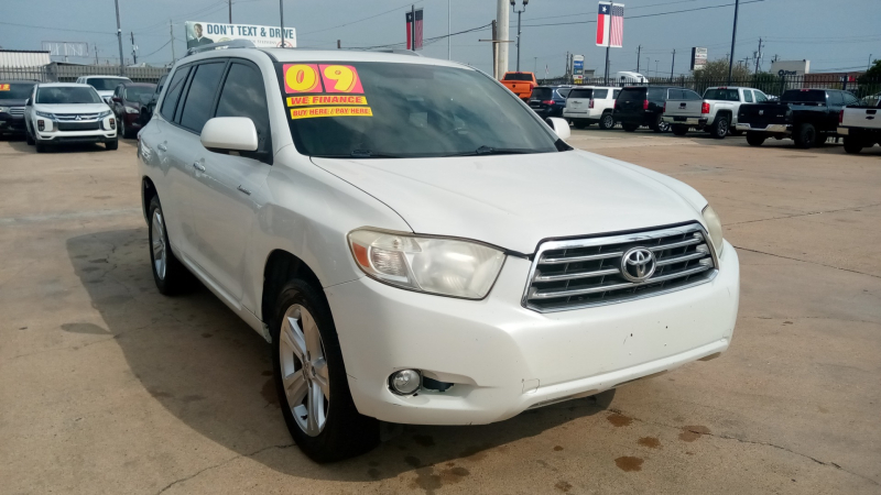 Toyota Highlander 2009 price $1,800 Down