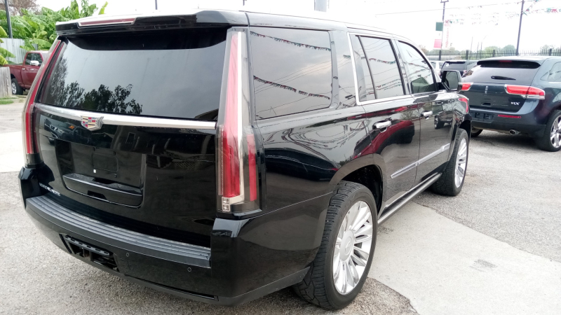 Cadillac Escalade 2016 price $31,500