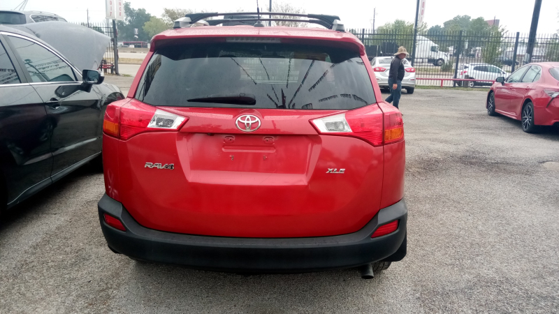 Toyota RAV4 2015 price $2,700 Down