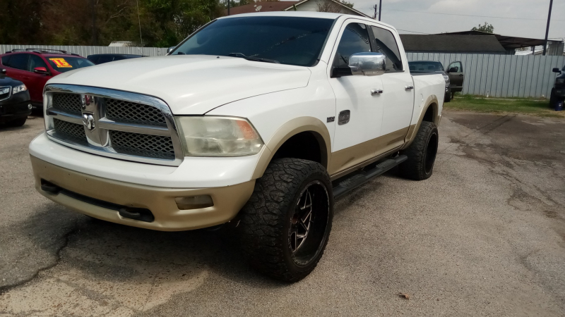 RAM 1500 2011 price $3,500 Down