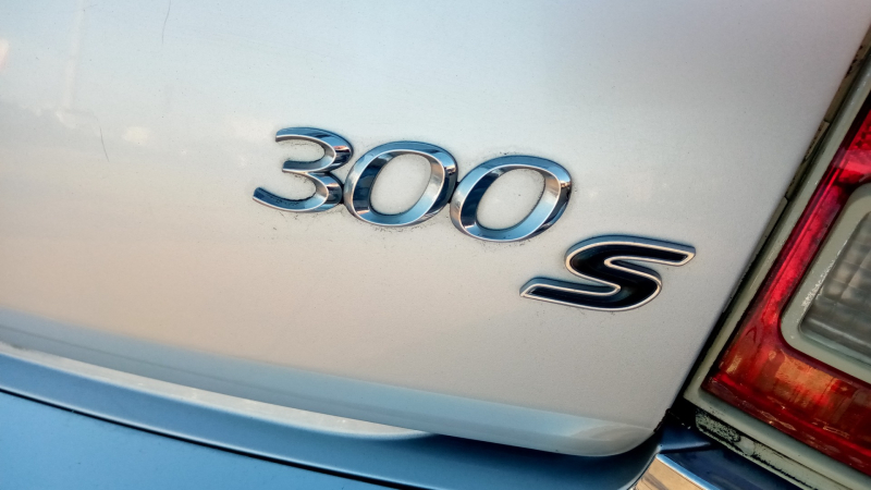Chrysler 300 2012 price $2,000 Down