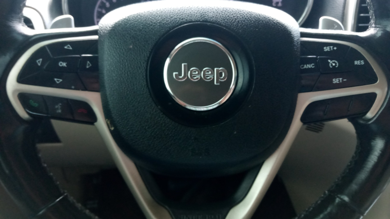 Jeep Grand Cherokee 2015 price $3,000 Down