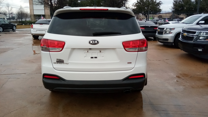 Kia Sorento 2017 price $0