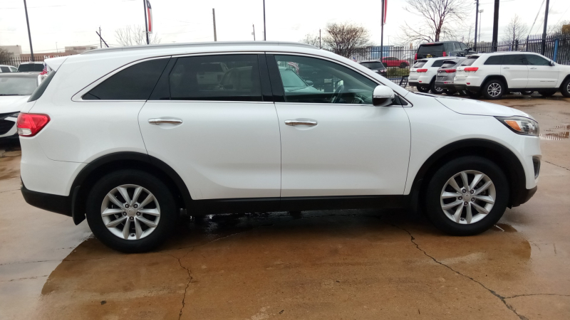 Kia Sorento 2017 price $0