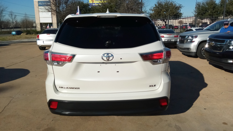 Toyota Highlander 2015 price $0