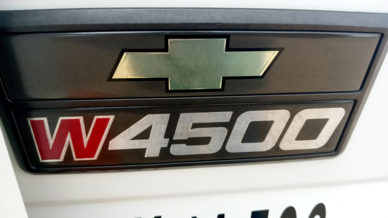 Chevrolet W4S042 W4500 DSL REG 2005 price $10,800