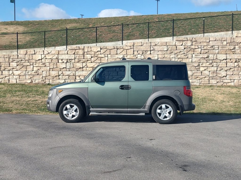 HONDA ELEMENT 2005 price Call for Pricing.