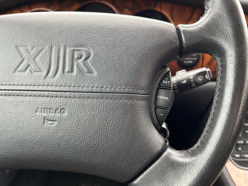 JAGUAR XJR 2002 price $8,990