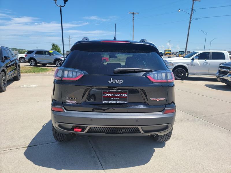 Jeep Cherokee 2019 price $24,995