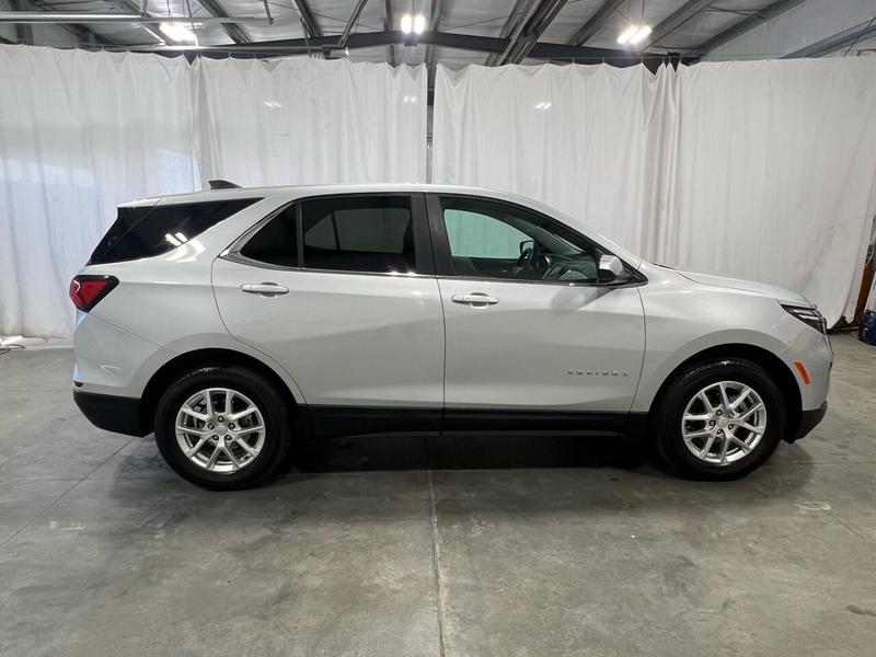 Chevrolet Equinox 2022 price $22,995