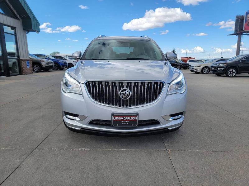 Buick Enclave 2017 price $18,995