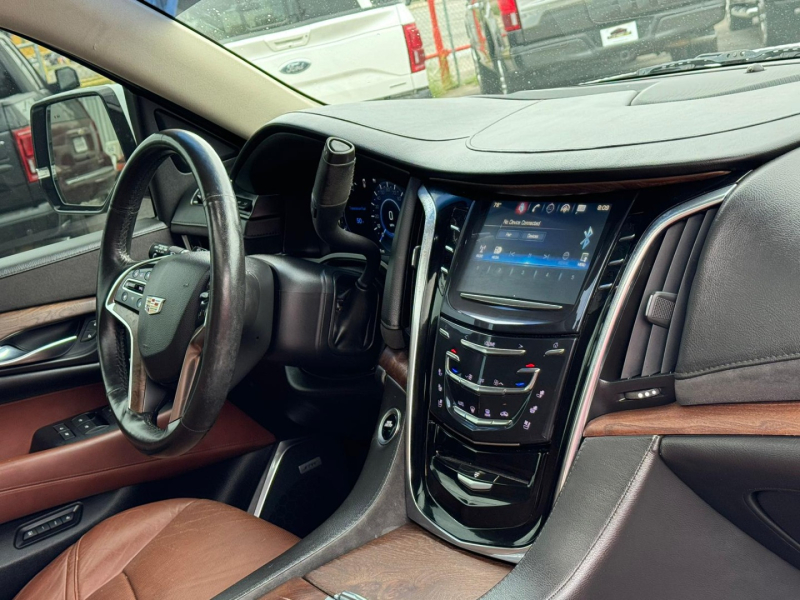 Cadillac Escalade ESV 2016 price $24,499