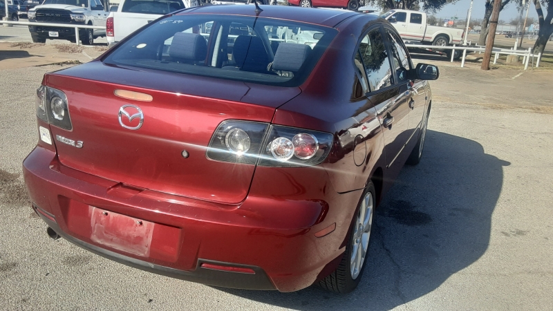 Mazda 3 2008 price $2,000