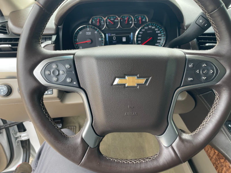 Chevrolet Suburban 2017 price $24,990