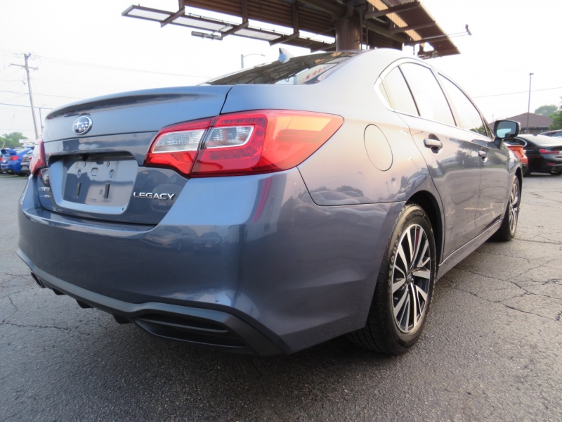 Subaru Legacy 2018 price $13,995