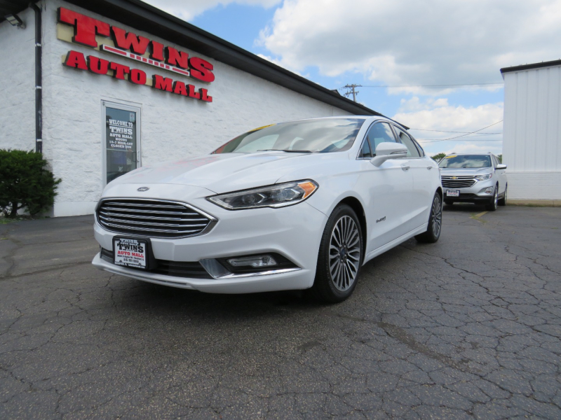 Ford Fusion Hybrid 2018 price $17,995