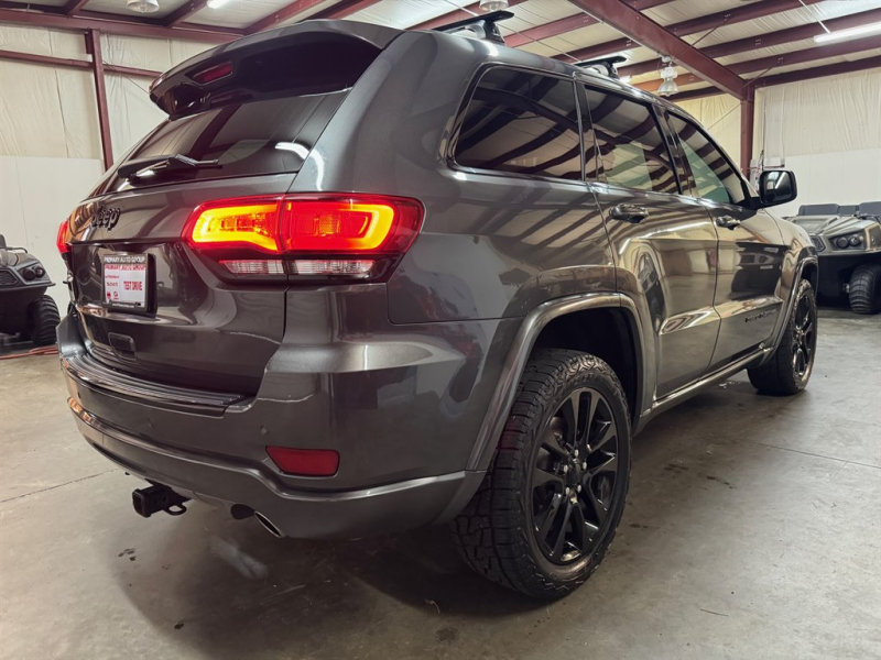 Jeep Grand Cherokee 2018 price $15,950