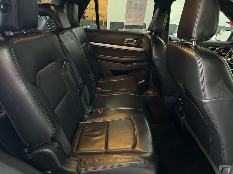 Ford Explorer 2018 price $18,950