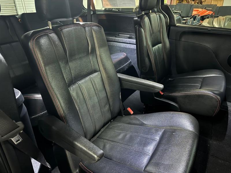Dodge Grand Caravan 2019 price $16,700
