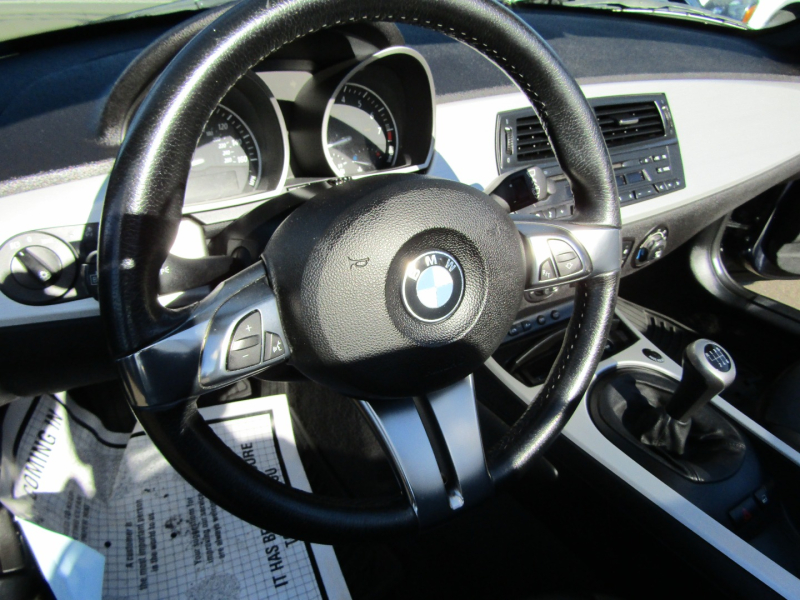 BMW Z4 2006 price $11,977