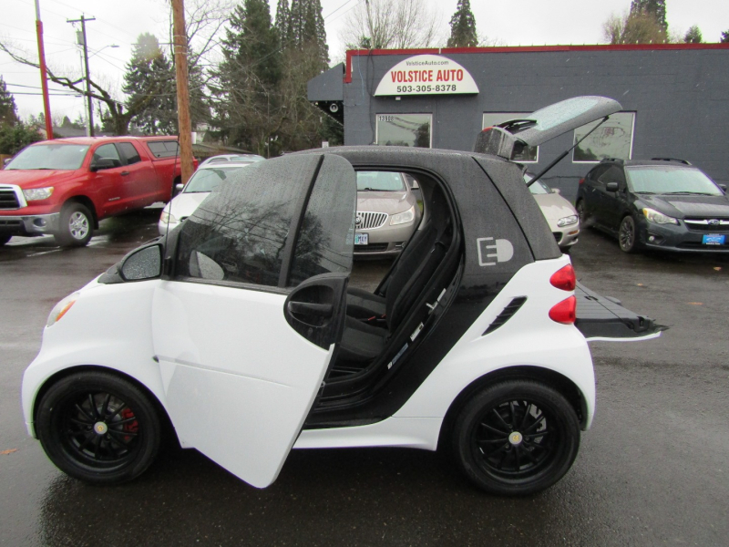 Smart fortwo electric drive 2015 price $8,477