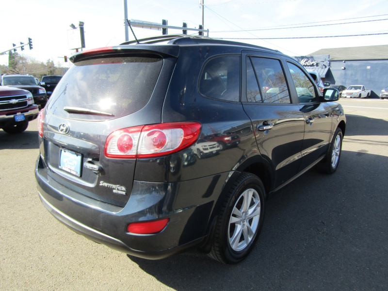 Hyundai Santa Fe 2011 price $8,477