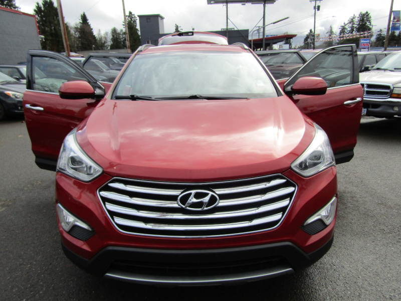 Hyundai Santa Fe 2016 price $10,977