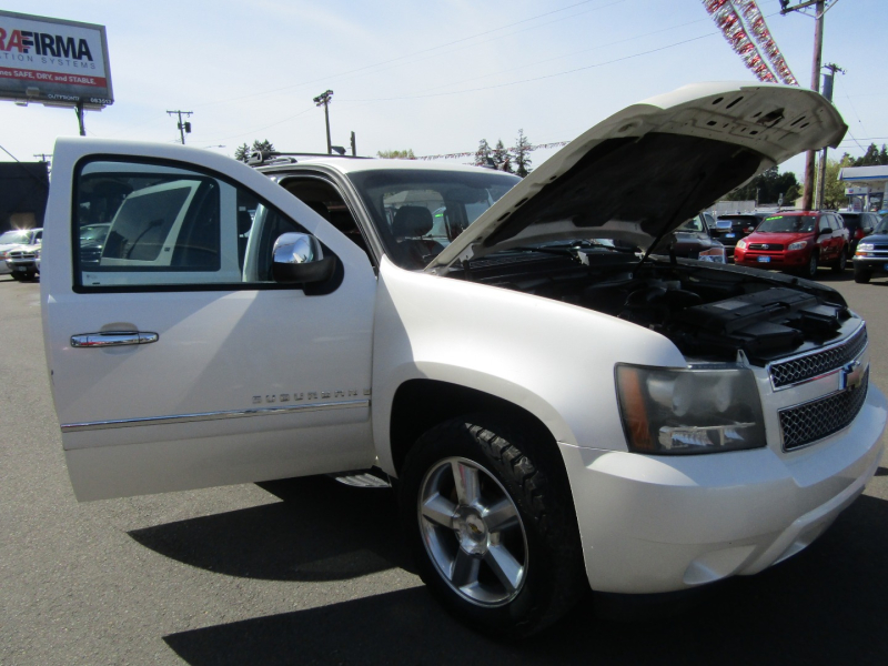 Chevrolet Suburban 2009 price $10,977