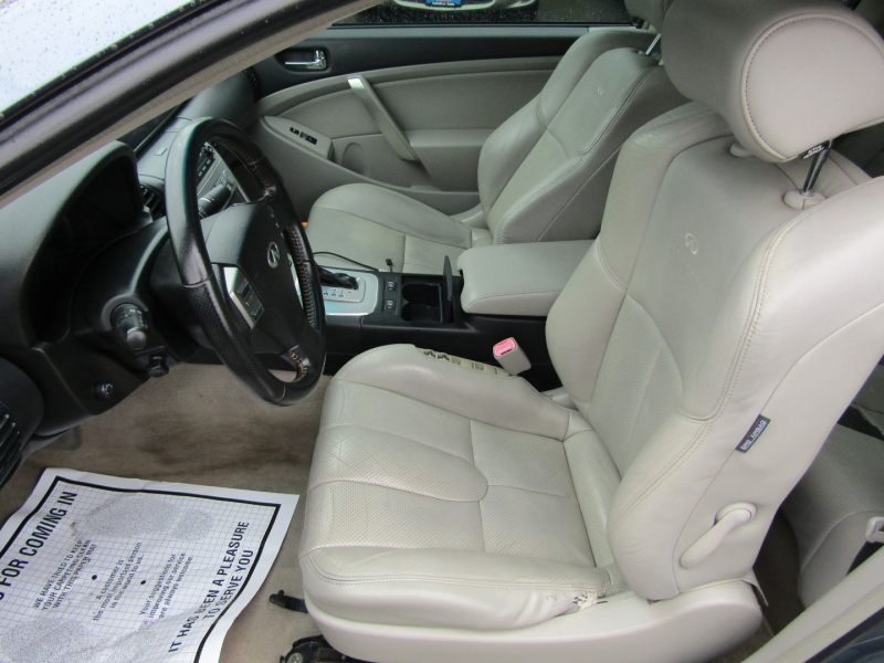 Infiniti G35 Coupe 2005 price $8,977