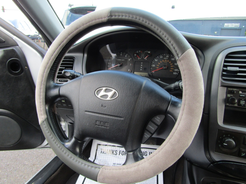 Hyundai Sonata 2005 price $4,977
