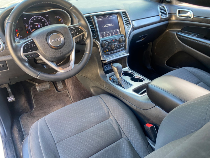 Jeep Grand Cherokee 2018 price $14,699