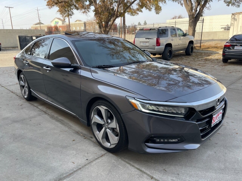 Honda Accord 2018 price $25,995
